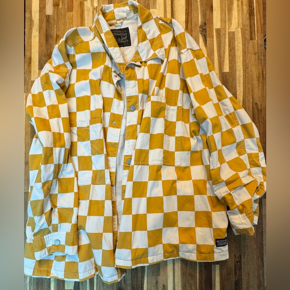 Limited Edition Yellow Checker Pattern Levi’s Oversized coat